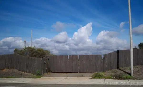 945 E E J St, Chula Vista, CA 91910