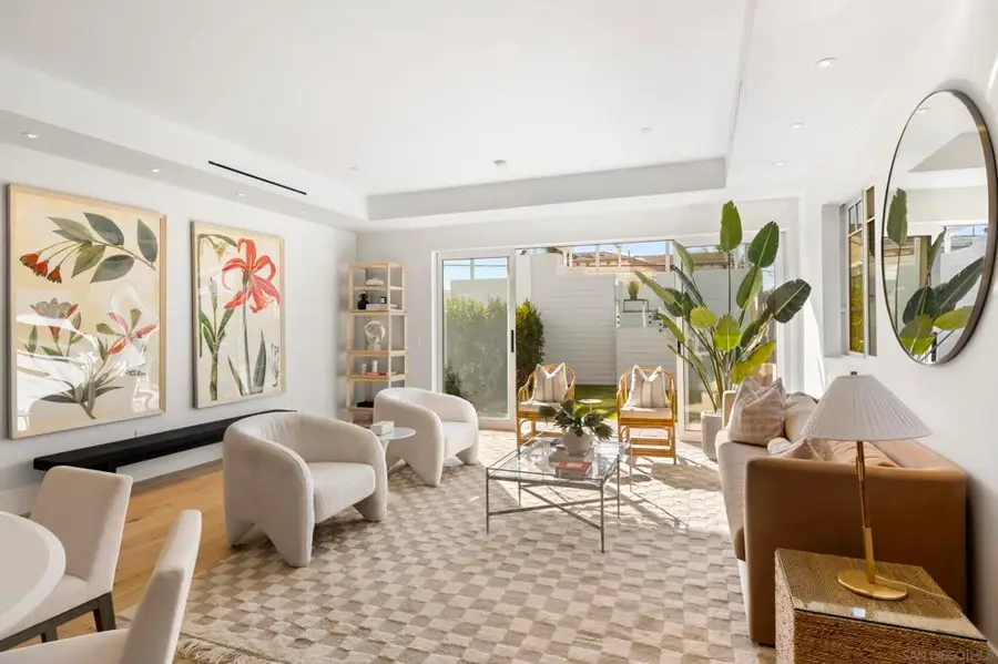 7216 Fay Ave, La Jolla, CA 92037 - #2