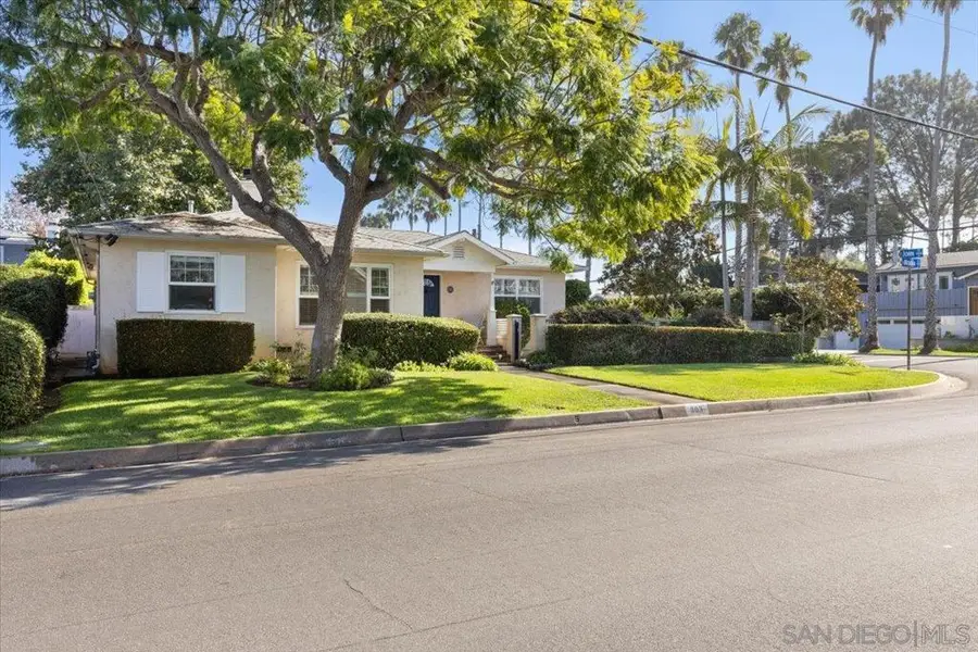 903 Moana Dr, San Diego, CA 92106 - Image #3