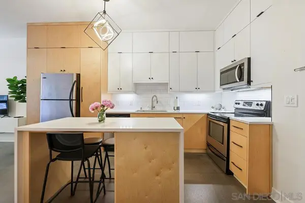 889 Date St. #103, San Diego, CA 92101