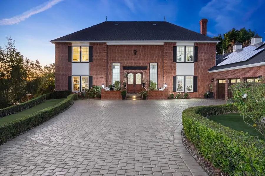 2915 Managua Pl, Carlsbad, CA 92009 - Image #2