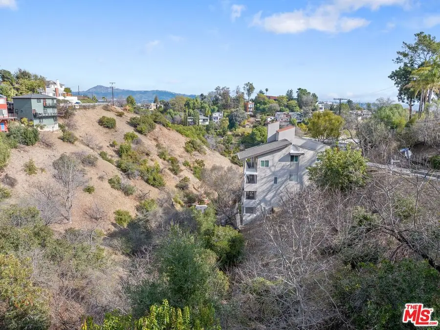 780 Quail Drive, Los Angeles, CA 90065 - Image #2