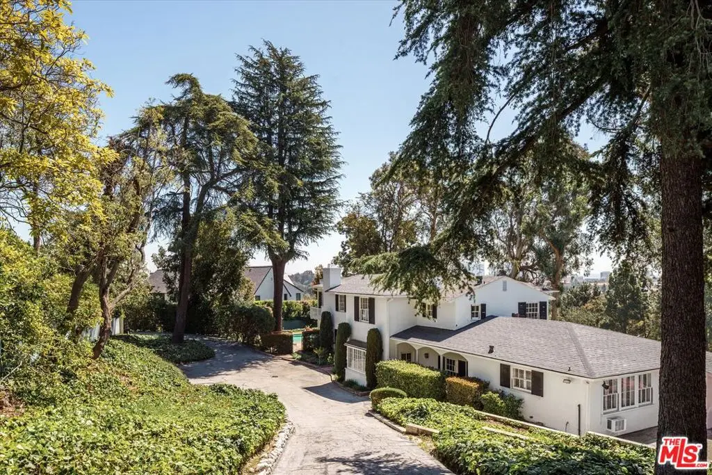 10810 Ambazac Way, Los Angeles, CA 90077 - #1