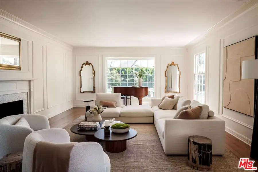 10810 Ambazac Way, Los Angeles, CA 90077 - #3