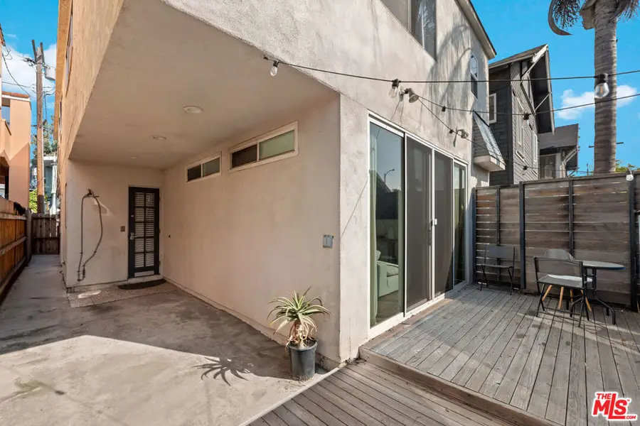 125 Brooks Avenue, Venice, CA 90291 - Image #3