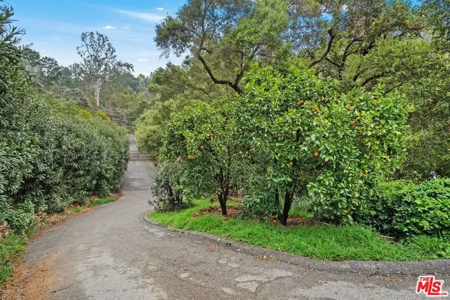 1809 Melhill Way, Los Angeles, CA 90049 - #3