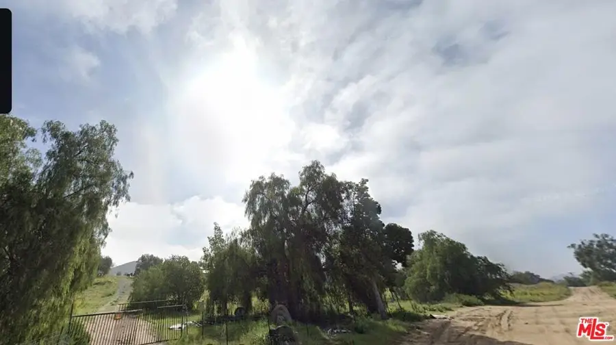 35218 Twin Willow Road, Murrieta, CA 92563 - Image #2