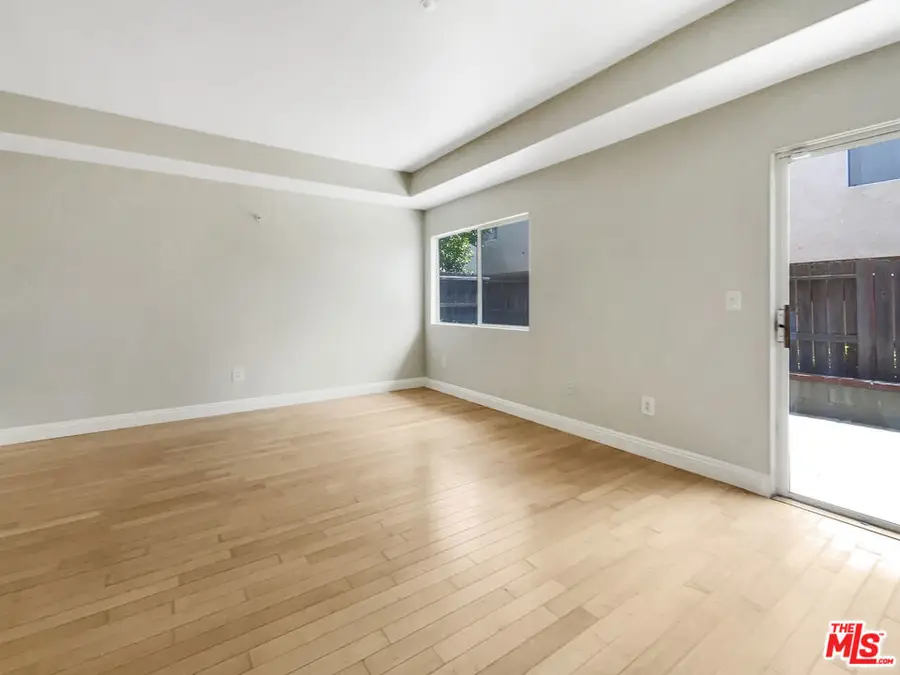 15232 Foothill Boulevard #111, Sylmar, CA 91342 - Image #2