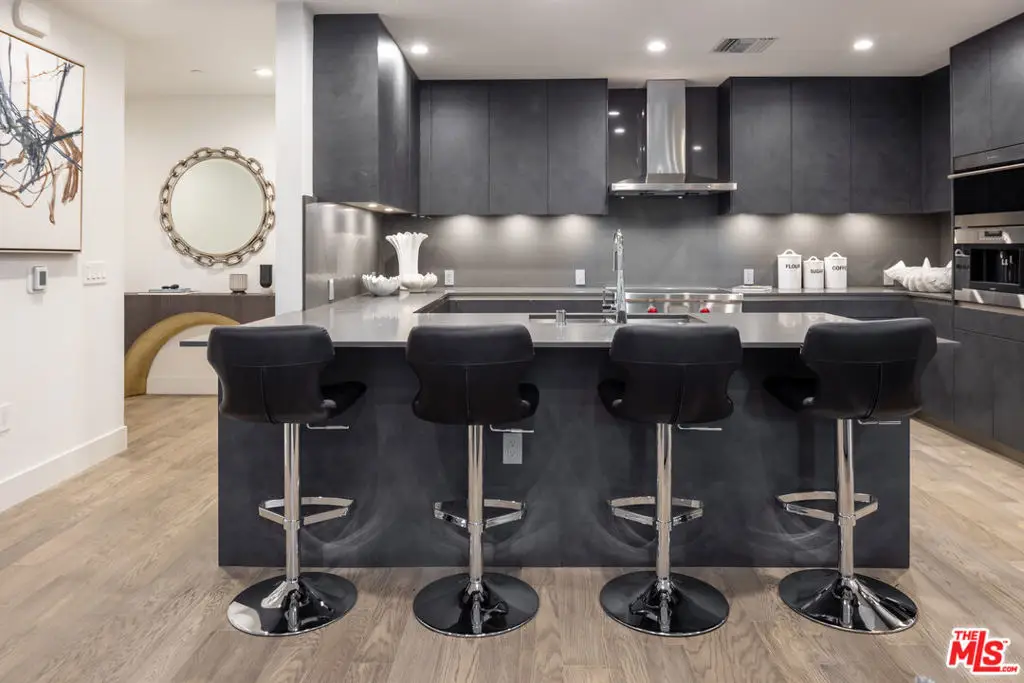 728 N Sweetzer Avenue #315, Los Angeles, CA 90069 - Image #1