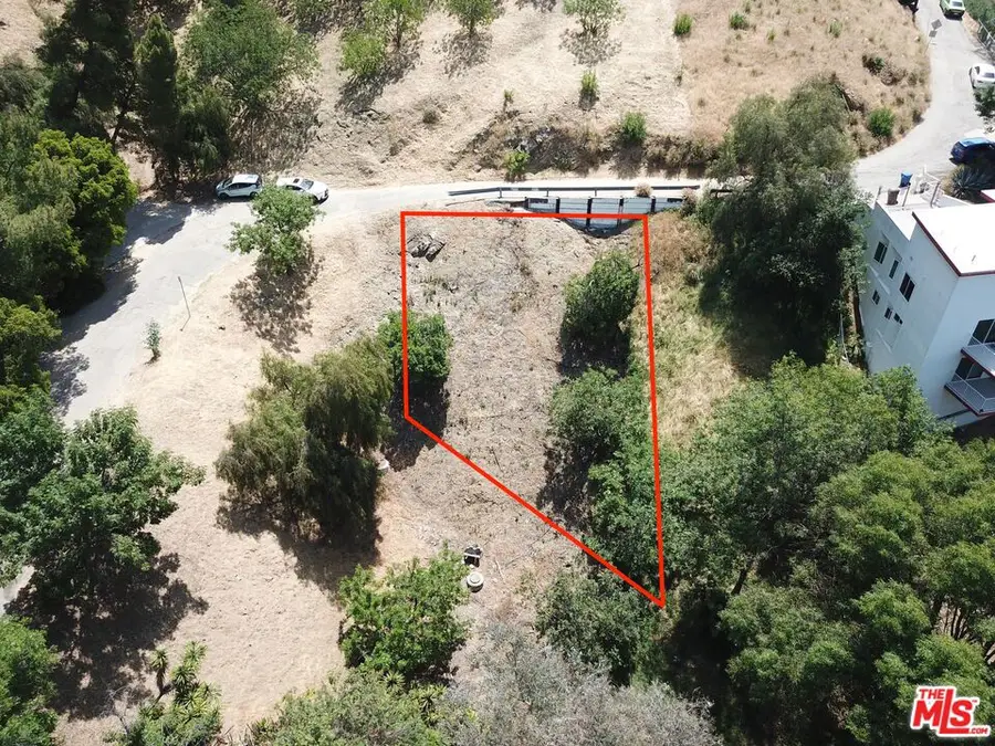 1526 N Cliff Drive, Los Angeles, CA 90065 - Image #2