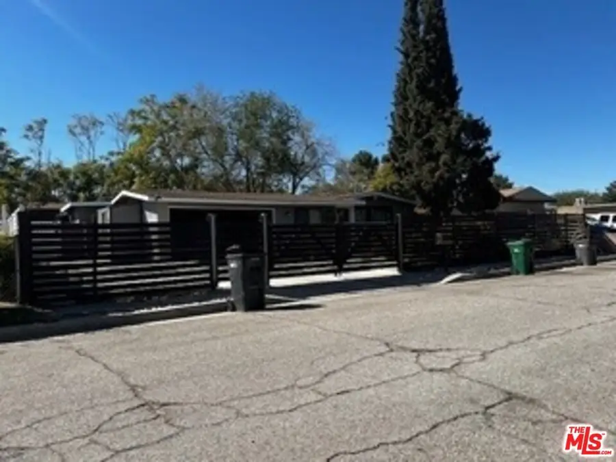 2018 W Lingard Street, Lancaster, CA 93536 - Image #2