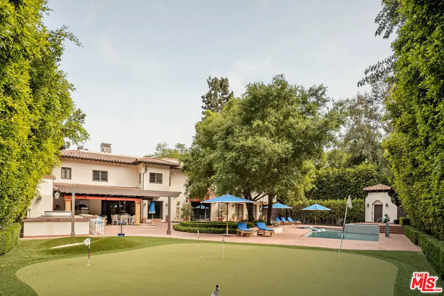 4009 Valley Meadow Road, Encino, CA 91436 - #3