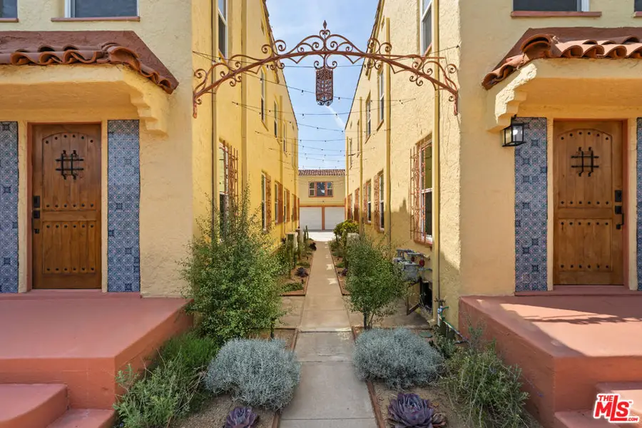 2939 Redondo Boulevard, Los Angeles, CA 90016 - Image #2