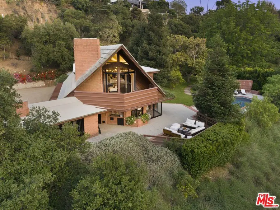 14148 Rustic Lane, Pacific Palisades, CA 90272 - Image #2