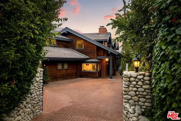 1710 San Remo Drive, Pacific Palisades, CA 90272