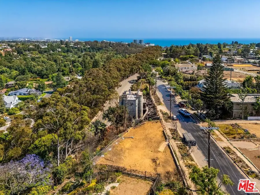 824 Chautauqua Boulevard, Pacific Palisades, CA 90272 - Image #2