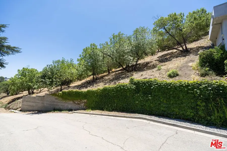 3995 Glenalbyn Drive, Los Angeles, CA 90065 - Image #3