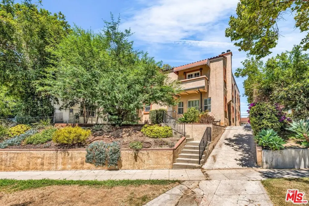 1073 S Mansfield Avenue, Los Angeles, CA 90019 - #1
