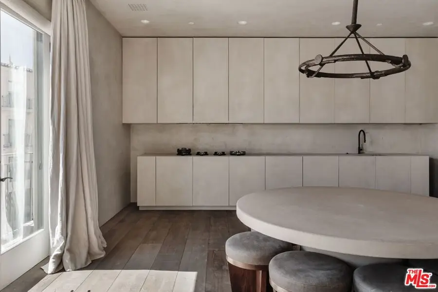 23500 Park Sorrento #C34, Calabasas, CA 91302 - Image #2