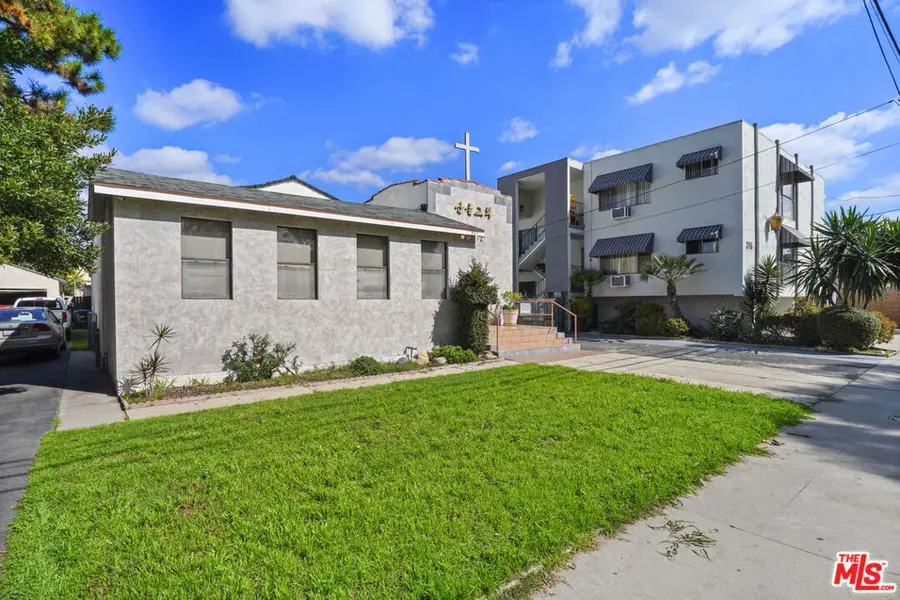 317 W Palmer Avenue, Glendale, CA 91204 - #2