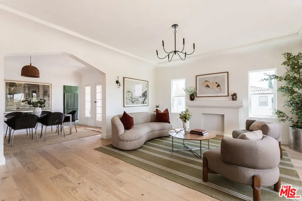 1574 S Hayworth Avenue, Los Angeles, CA 90035 - Image #1