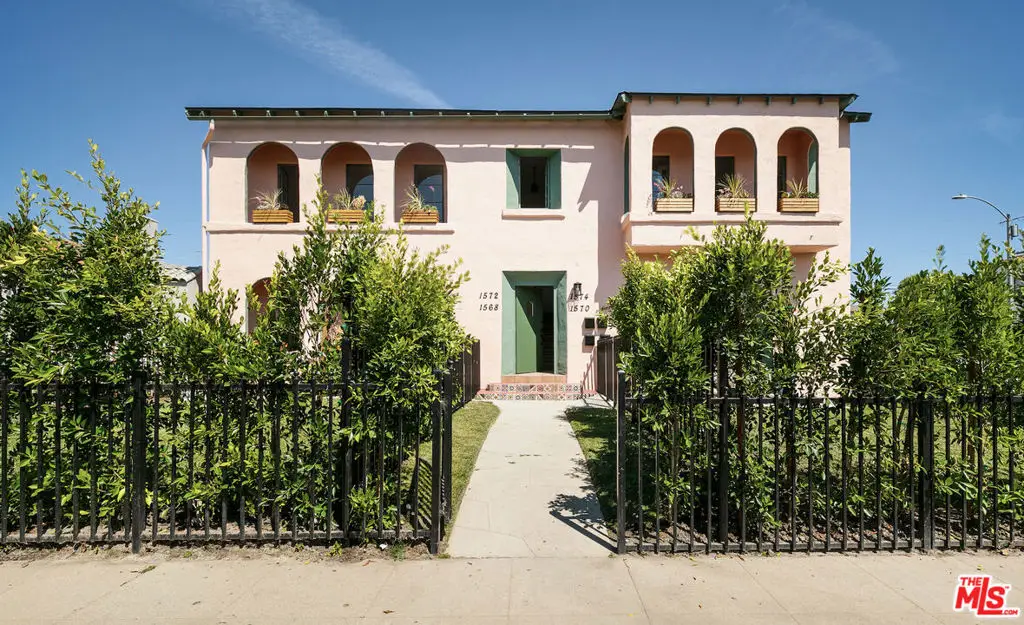 1570 S Hayworth Avenue, Los Angeles, CA 90035 - Image #1