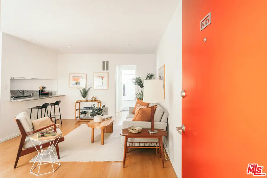 1930 N Vermont Avenue #207, Los Angeles, CA 90027 - Image #2