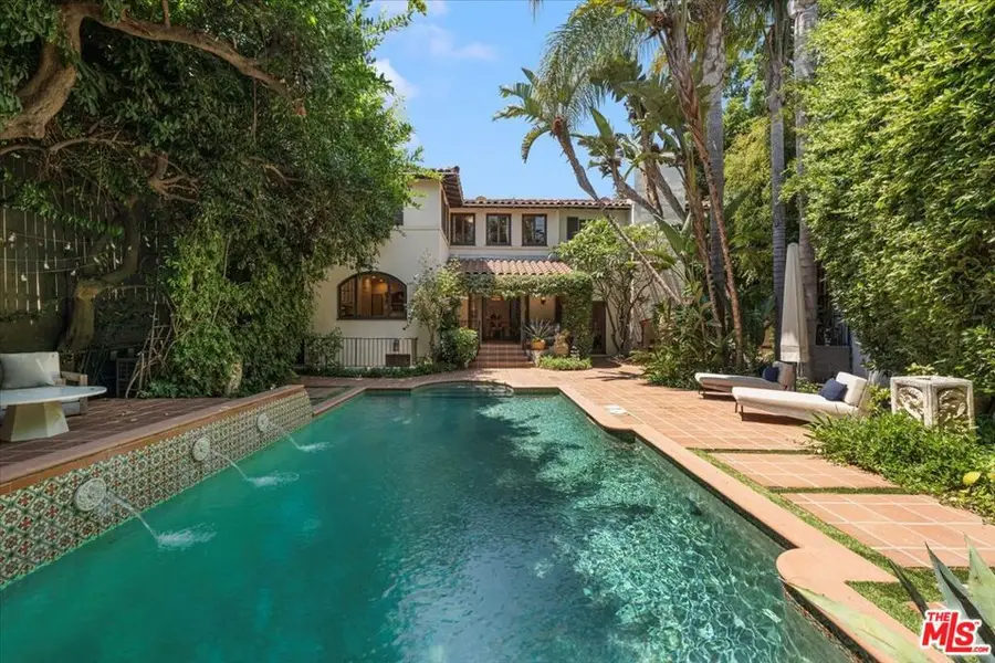 7040 Hillside Avenue, Los Angeles, CA 90068 - Image #2