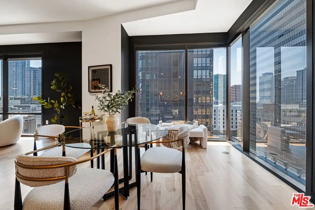 655 S Hope Street #1105, Los Angeles, CA 90017 - Image #1