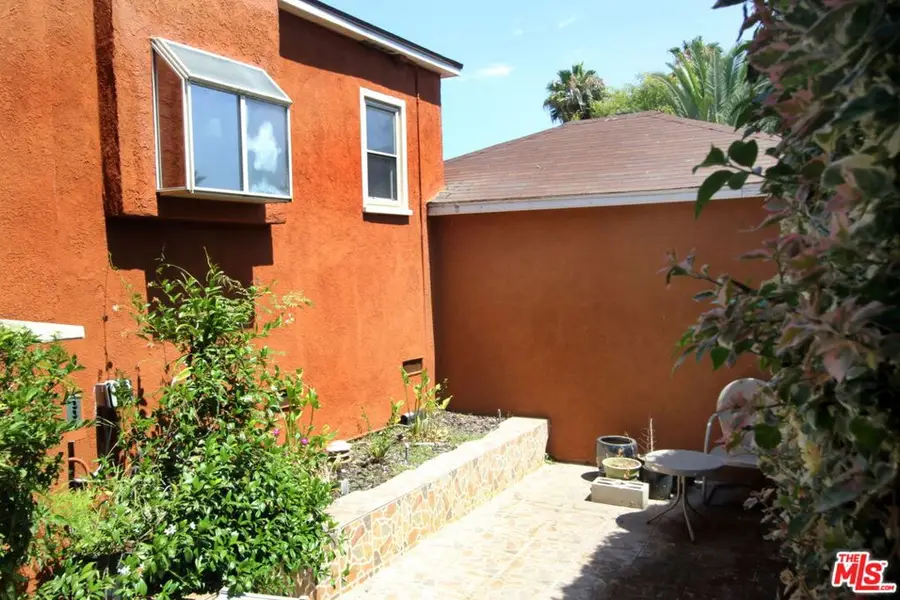 1807 Cochran Place, Los Angeles, CA 90019 - Image #2