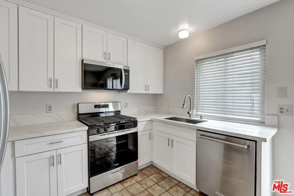 82 Eagle #43, Irvine, CA 92604 - #1