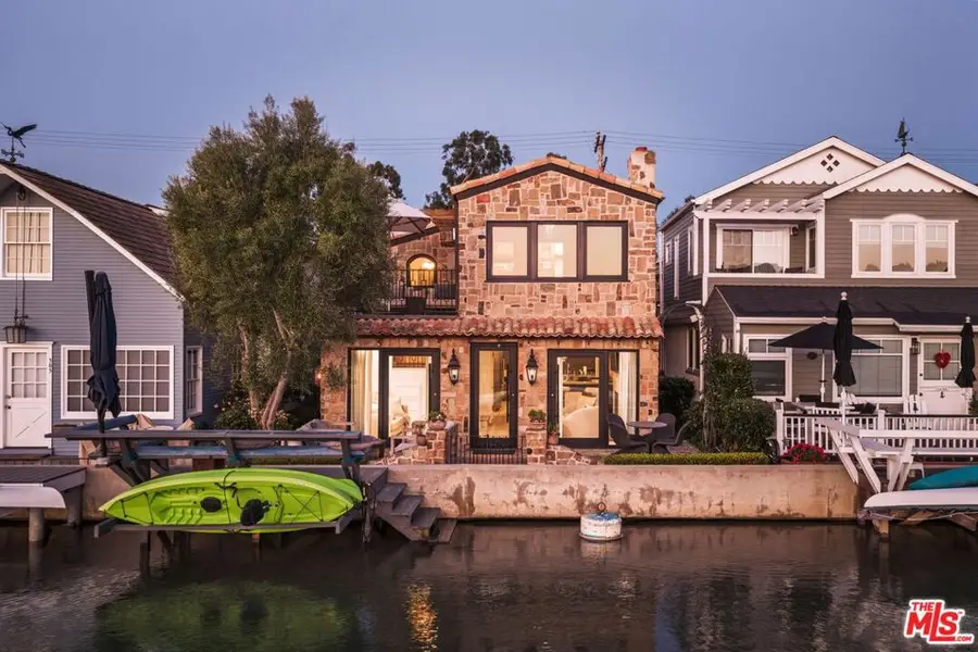 305 Grand Canal, Newport Beach, CA 92662 - #2