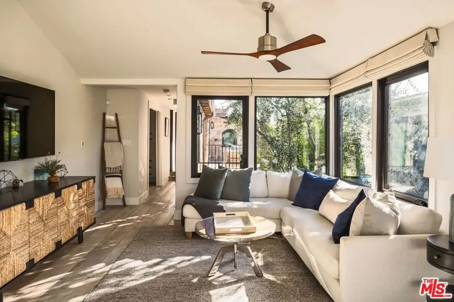 305 Grand Canal, Newport Beach, CA 92662 - #3