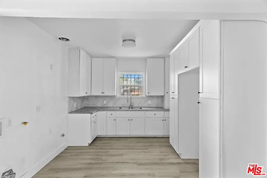 700 E 85th Street, Los Angeles, CA 90001 - Image #2