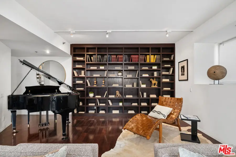 10550 Wilshire Boulevard #305, Los Angeles, CA 90024 - #3