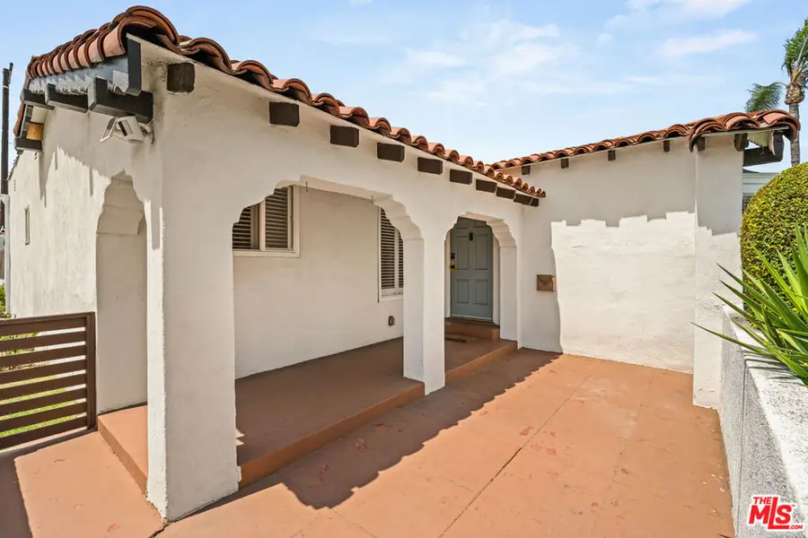 8229 S Mariposa Avenue, Los Angeles, CA 90044 - Image #2