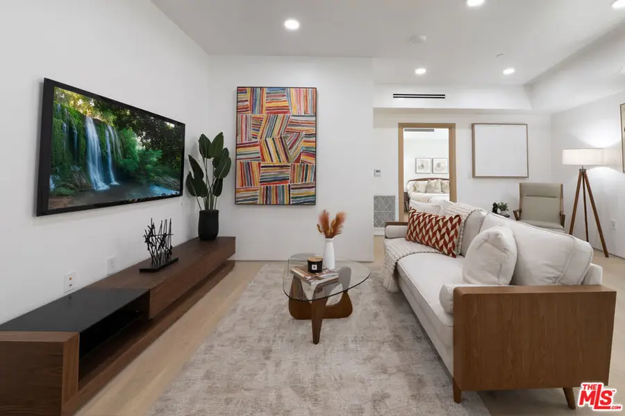 1361 Kelton Avenue #401, Los Angeles, CA 90024 - #3