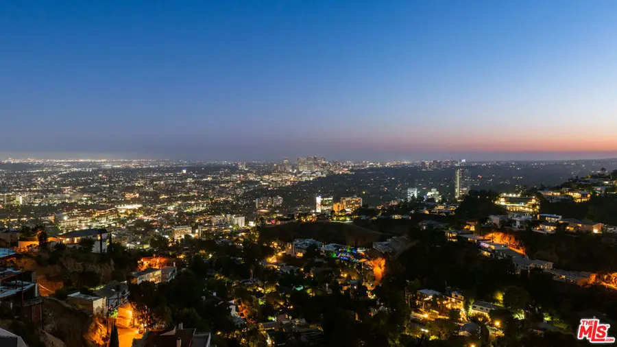1600 Viewmont Drive, Los Angeles, CA 90069 - Image #3