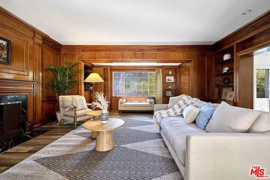 728 S Windsor Boulevard, Los Angeles, CA 90005 - Image #3