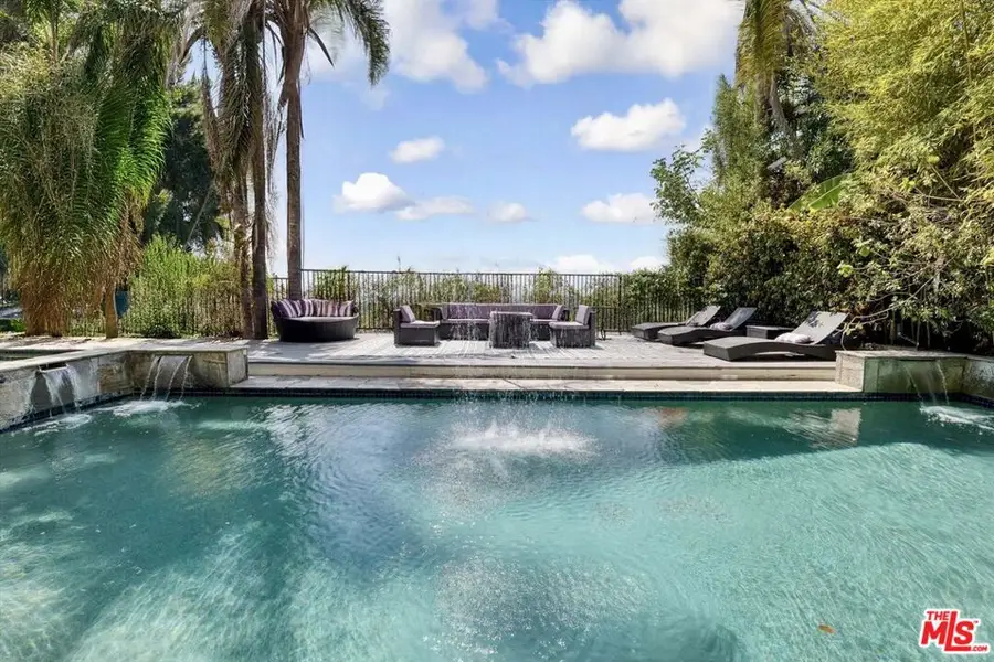 7218 Mulholland Drive, Los Angeles, CA 90068 - #2