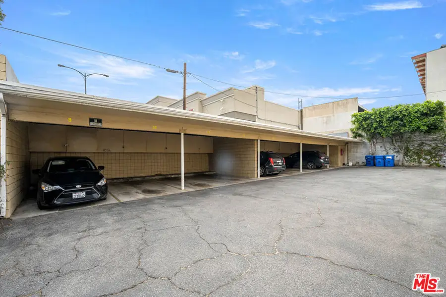 2050 Rodney Drive, Los Angeles, CA 90027 - #3