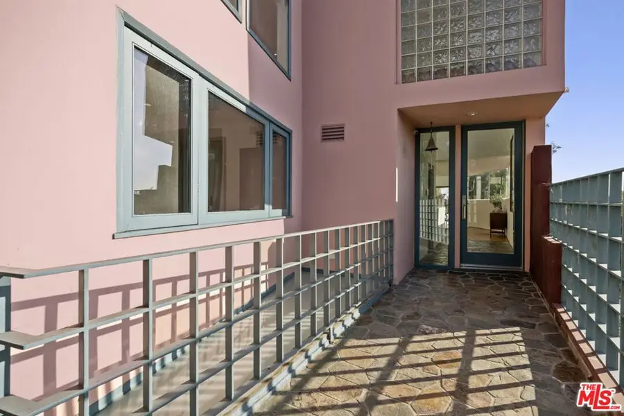 2980 Hollyridge Drive, Los Angeles, CA 90068 - #3