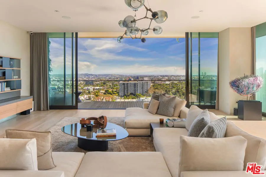 9040 W Sunset Boulevard #905, West Hollywood, CA 90069 - #2