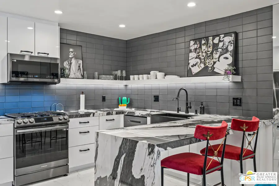 2602 N Whitewater Club Drive #B, Palm Springs, CA 92262 - Image #3