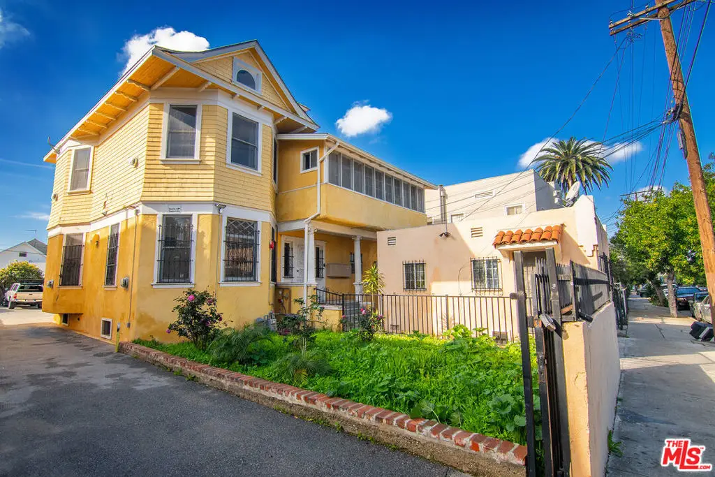 1820 W 11th Street, Los Angeles, CA 90006 - Image #1