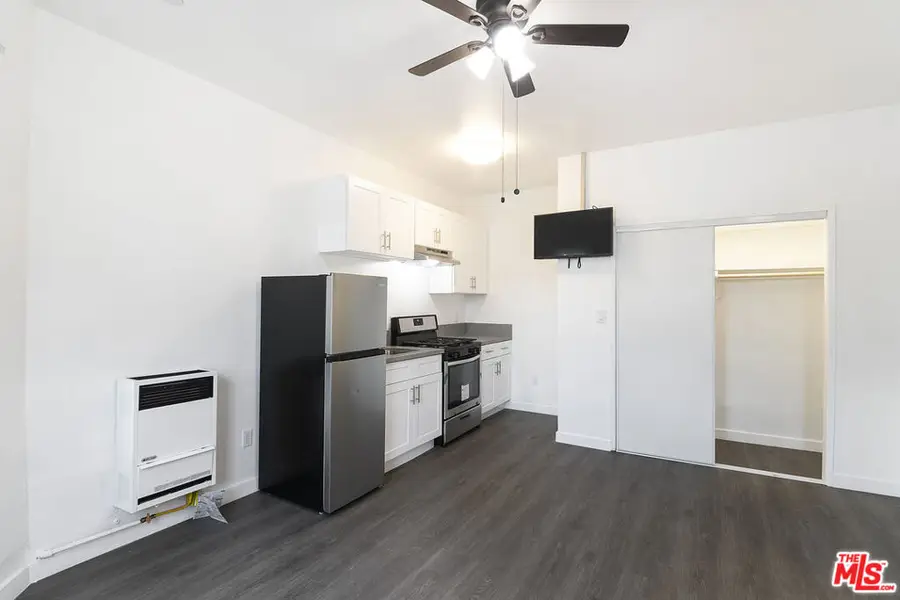 1820 W 11th Street, Los Angeles, CA 90006 - Image #2