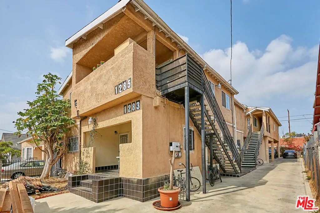 1281 W 35th Street, Los Angeles, CA 90007 - #1