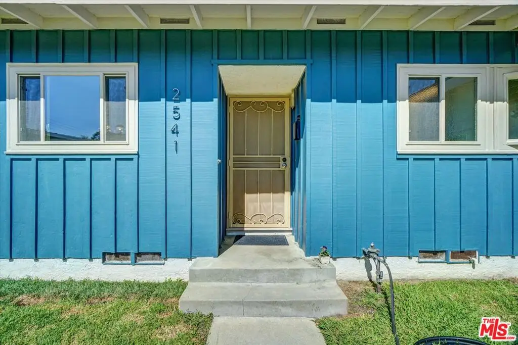 2541 Gondar Avenue, Long Beach, CA 90815 - Image #1