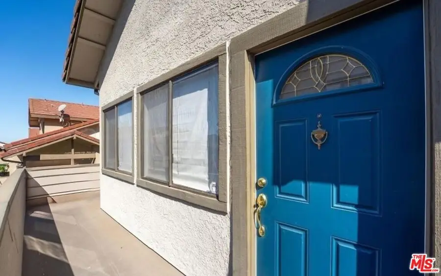 68 Maegan Place #7, Thousand Oaks, CA 91362 - Image #2