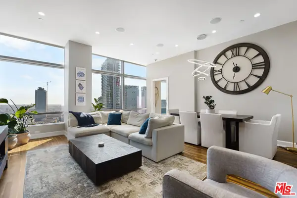 900 W Olympic Boulevard #32G, Los Angeles, CA 90015